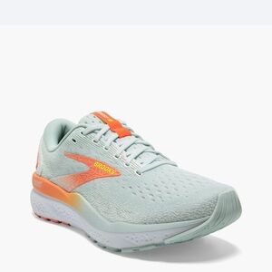 ✨NEW Brooks Ghost 16 in size 9✨